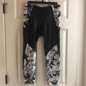 Under Armour Athletic/Athleisure Leggings, NWT!